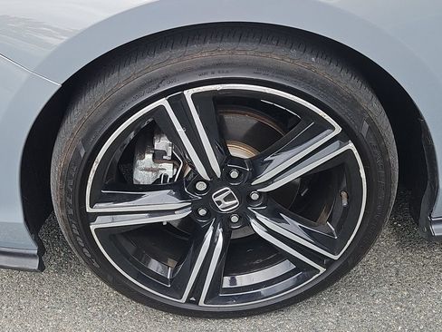 Used 2023 Honda Accord Sport image 7