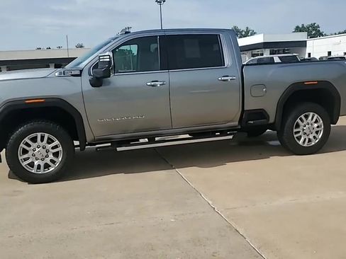 Used 2024 GMC Sierra 2500 SLT w/ SLT Premium Package AWD/4WD image 5
