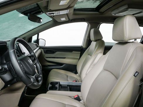 Used 2019 Honda Odyssey EX-L image 5