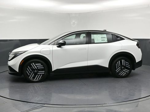 New 2026 Nissan Leaf SV+ w/ Floor Mat Package (SV+) FWD image 2