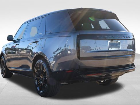 New 2026 Land Rover Range Rover Long Wheelbase SE image 7