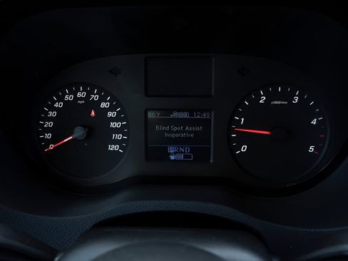 Used 2019 Mercedes-Benz Sprinter 144 image 14