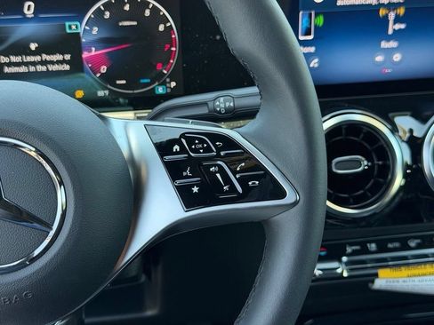 New 2026 Mercedes-Benz GLA 250 image 21