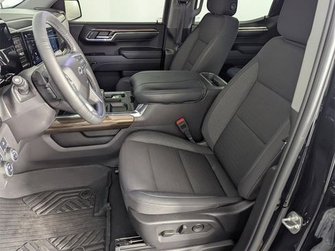 Used 2024 Chevrolet Silverado 1500 LT Trail Boss w/ Protection Package image 12