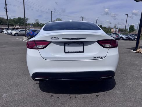 Used 2016 Chrysler 200 S w/ Comfort Group FWD image 6