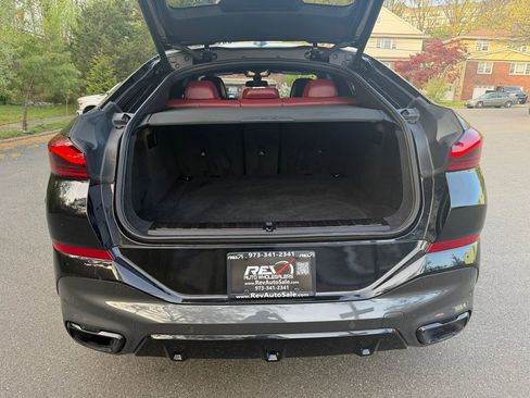 Used 2021 BMW X6 xDrive40i w/ Executive Package AWD/4WD image 6