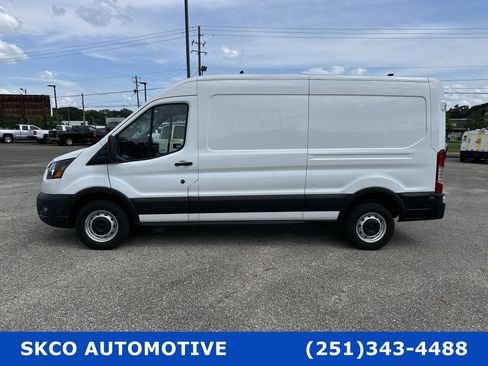 Used 2020 Ford Transit 250 Medium Roof image 2