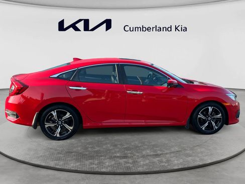 Used 2017 Honda Civic Touring image 6