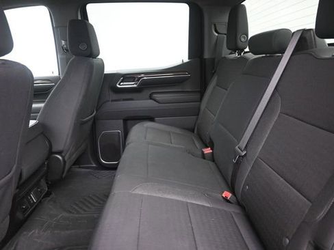 Used 2024 Chevrolet Silverado 1500 LT w/ Z71 Off-Road Package AWD/4WD image 18
