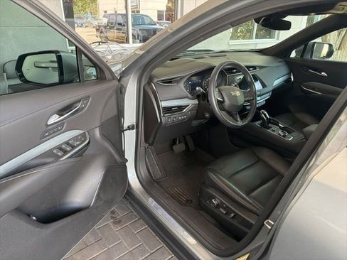 Certified 2023 Cadillac XT4 Premium Luxury w/ Technology Package FWD image 5