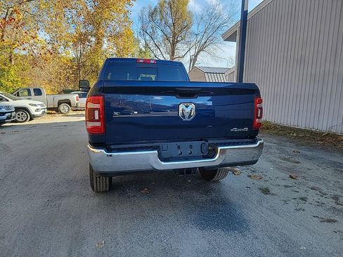 New 2024 RAM 2500 Tradesman w/ Safety Group AWD/4WD image 4