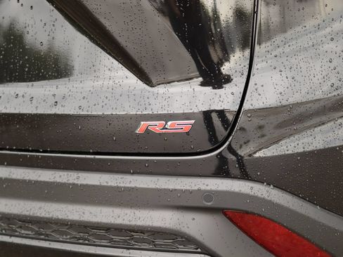 Used 2025 Chevrolet Trax RS w/ Sunroof Package FWD image 34
