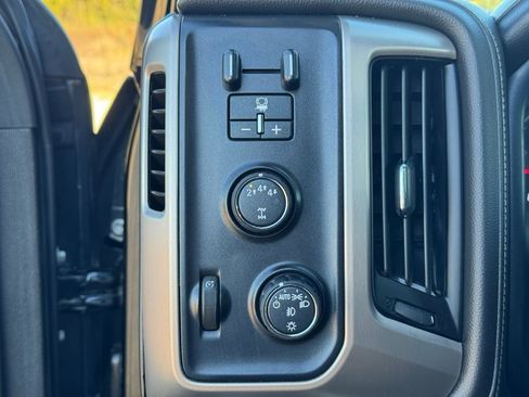 Used 2019 GMC Sierra 2500 Denali w/ Duramax Plus Package image 28