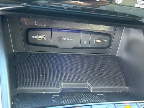 Used 2022 Hyundai Tucson Limited image 35