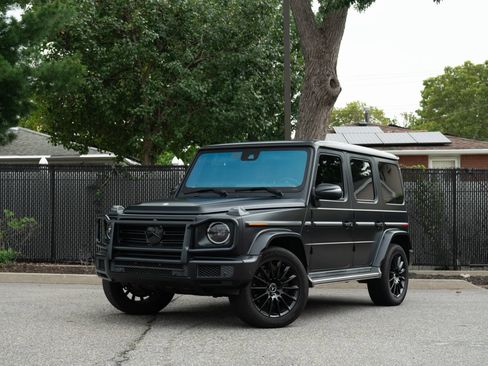 Used 2021 Mercedes-Benz G 550 image 3