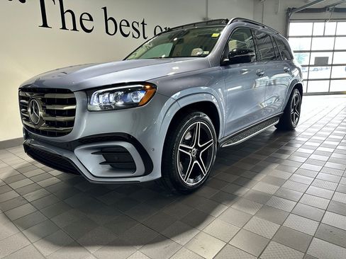 Used 2026 Mercedes-Benz GLS 450 4MATIC image 8