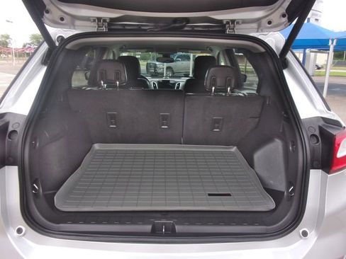 Used 2020 Chevrolet Equinox Premier AWD/4WD image 30