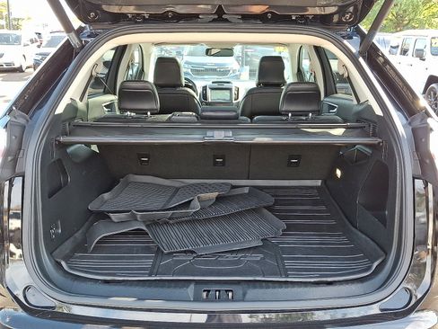 Used 2020 Ford Edge SEL w/ Convenience Package image 29