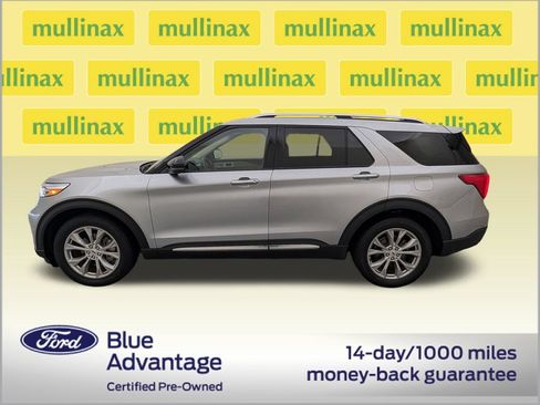 Used 2023 Ford Explorer Limited w/ Equipment Group 301A RWD image 9