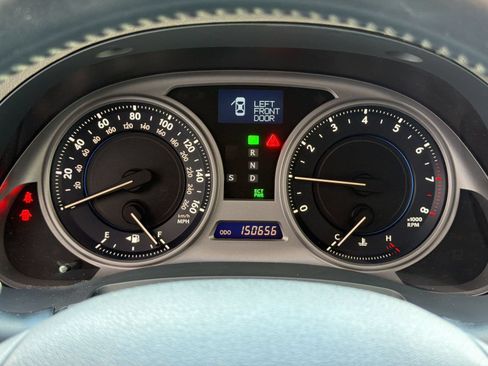 Used 2009 Lexus IS 250 w/ Preferred Accessory Pkg RWD image 21