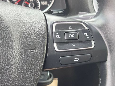 Used 2012 Volkswagen Tiguan S FWD image 34