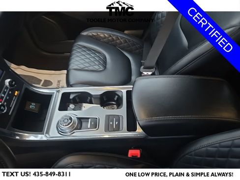 Used 2024 Ford Edge Titanium image 20