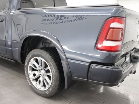 Used 2019 RAM 1500 Laramie AWD/4WD image 32