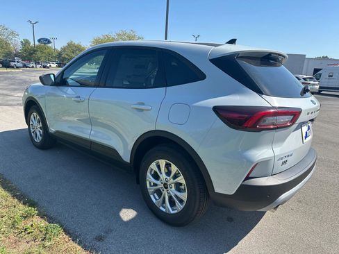 Used 2026 Ford Escape Active w/ Tech Pack #1 image 3