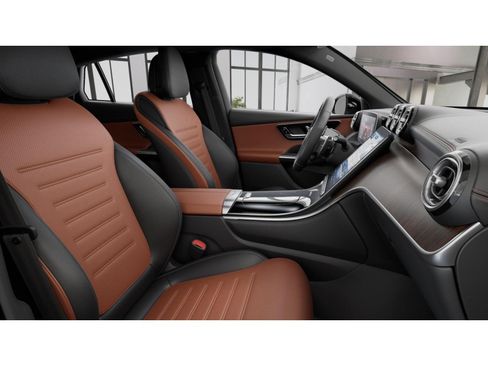 New 2026 Mercedes-Benz GLC 43 AMG 4MATIC Coupe image 4