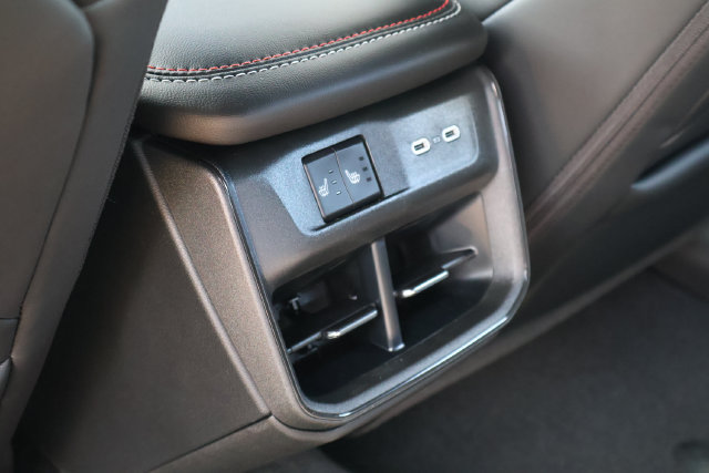 New 2026 Dodge Charger R/T AWD/4WD image 9