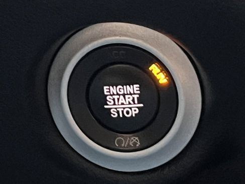 Used 2020 Chrysler Pacifica Touring-L Plus image 31