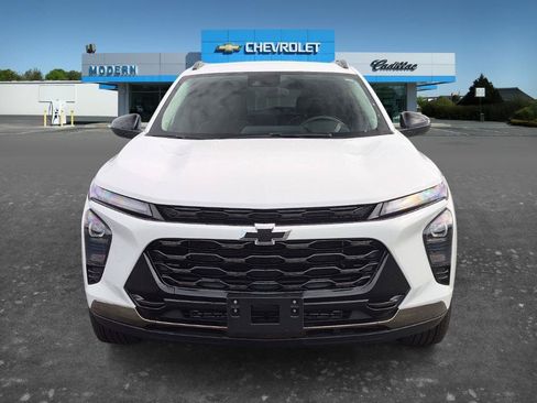 Certified 2026 Chevrolet Trax ACTIV FWD image 8
