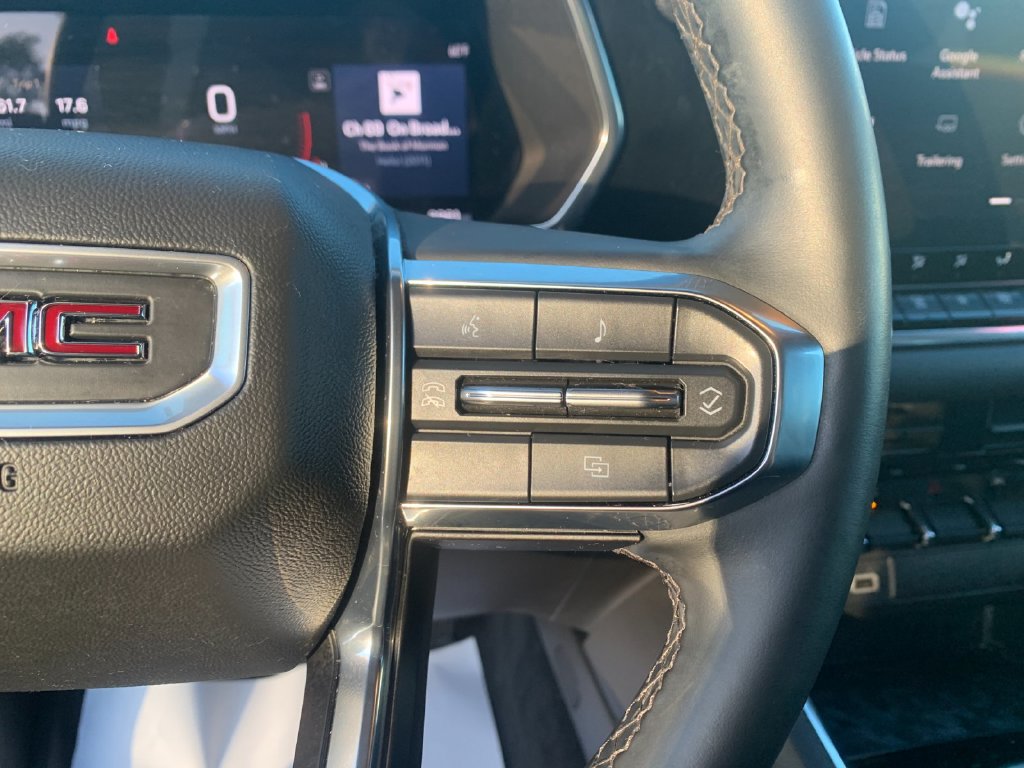 Used 2024 GMC Canyon Elevation w/ Elevation Premium Package AWD/4WD image 28