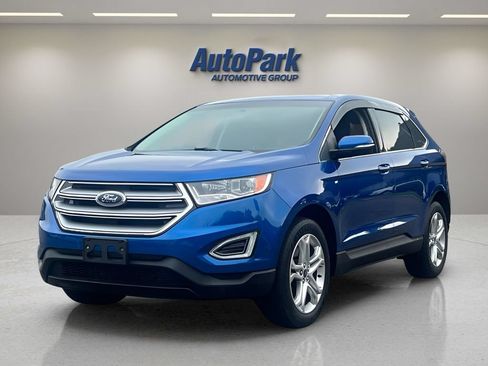 Used 2018 Ford Edge Titanium AWD/4WD image 3