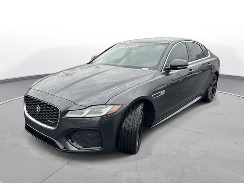 Used 2024 Jaguar XF R-Dynamic SE image 2