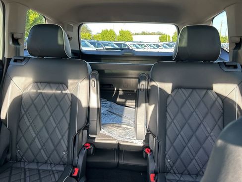 New 2026 Volkswagen Atlas SEL Premium R-Line image 14