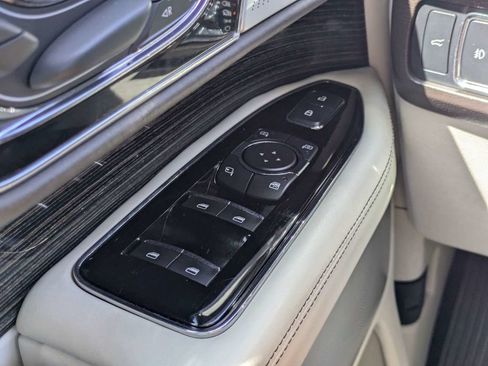 Certified 2022 Lincoln Navigator L Black Label AWD/4WD image 28