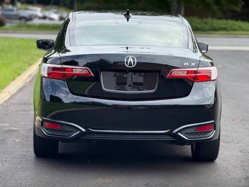 Used 2017 Acura ILX FWD image 5
