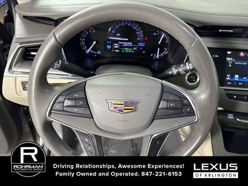 Used 2019 Cadillac XT5 Luxury AWD/4WD image 11