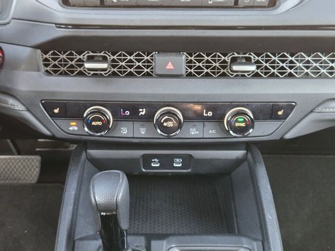Used 2024 Honda Accord EX image 17