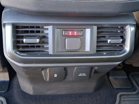 Used 2023 Ford F150 Lariat w/ Equipment Group 502A High AWD/4WD image 10