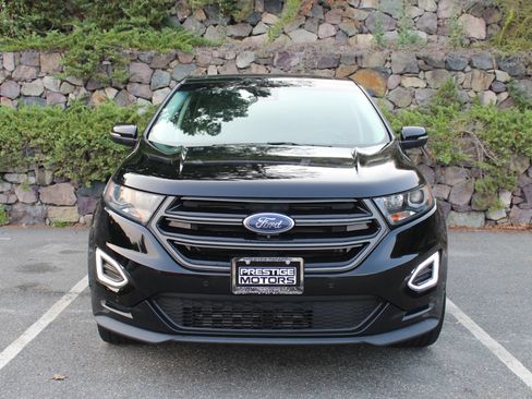Used 2017 Ford Edge Sport w/ Equipment Group 401A AWD/4WD image 3