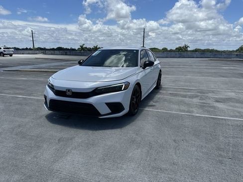Used 2023 Honda Civic Sport image 19