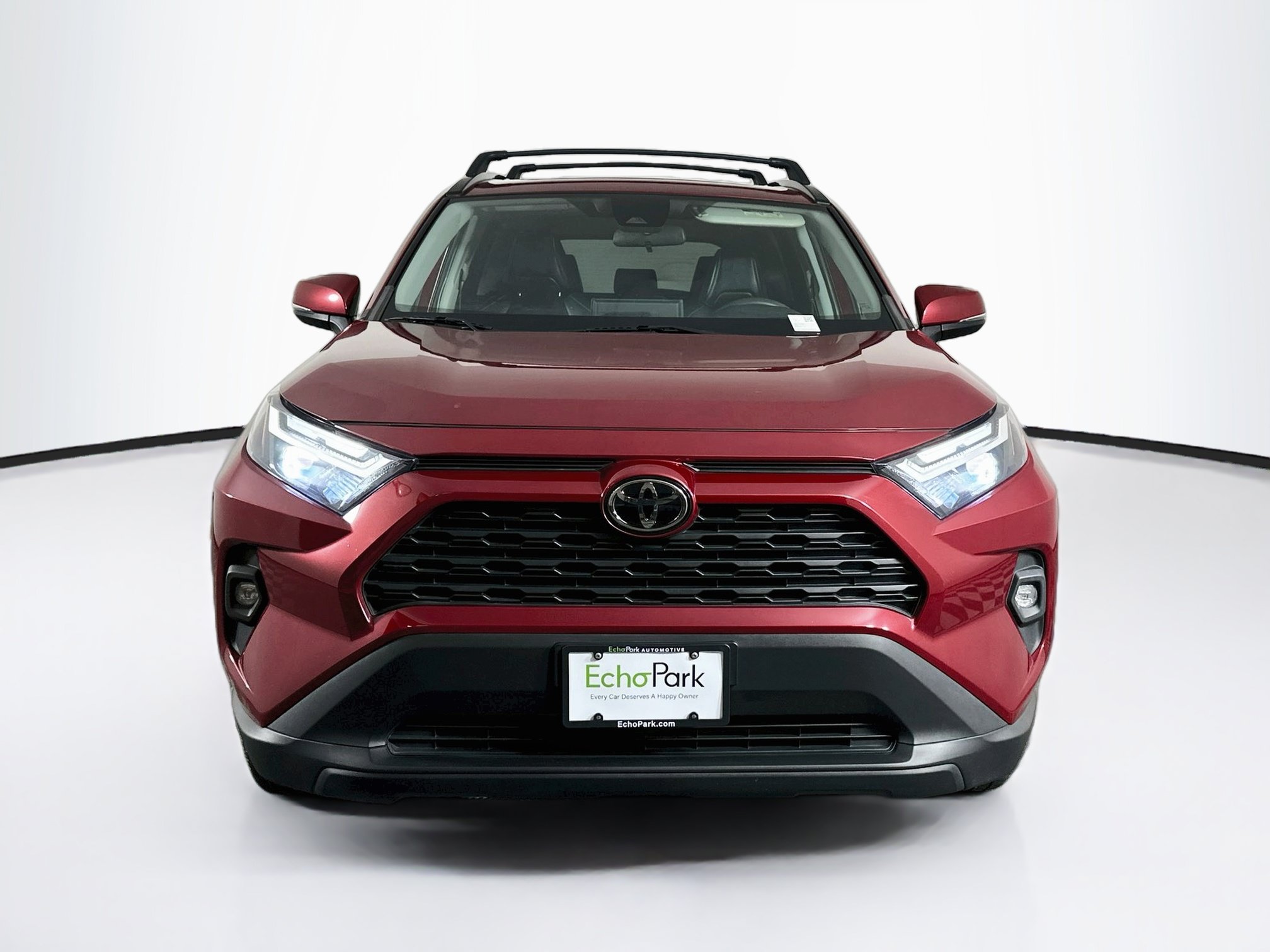 Used 2023 Toyota RAV4 XLE Premium FWD image 2