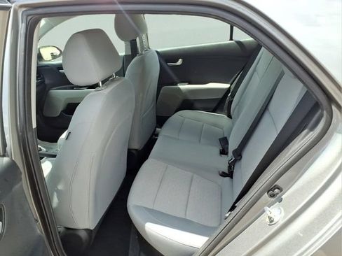 Used 2022 Kia Rio S w/ Option Group 015 FWD image 9