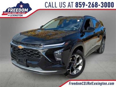 Used 2025 Chevrolet Trax LT
