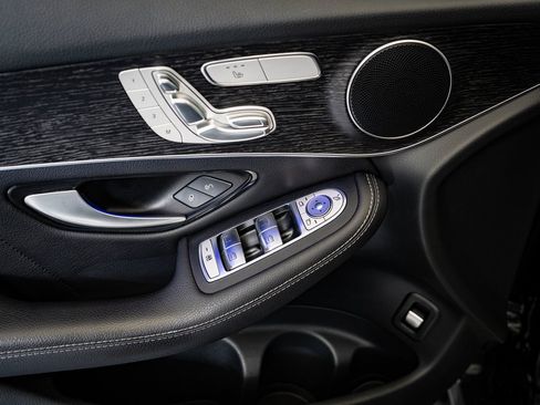 Certified 2022 Mercedes-Benz GLC 300 4MATIC image 26