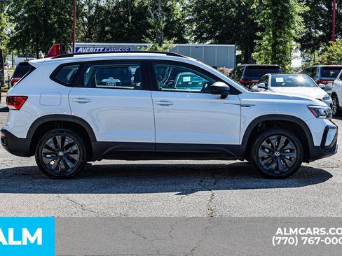 Used 2024 Volkswagen Taos S FWD image 10