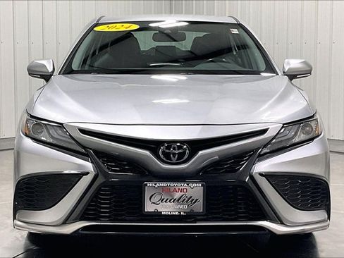 Used 2024 Toyota Camry XSE FWD image 2