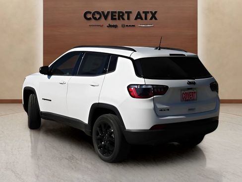 New 2026 Jeep Compass Latitude AWD/4WD image 3
